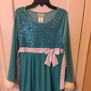 Girls dress